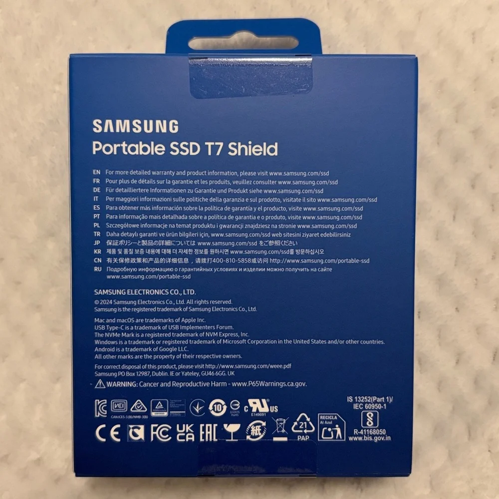 Samsung Portable SSD T7 Shield 4 TB USB 3.2 Gen 2 (Black)